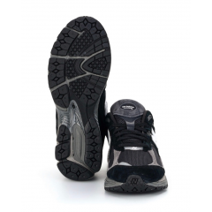 New Balance 2002R Black Dark Grey